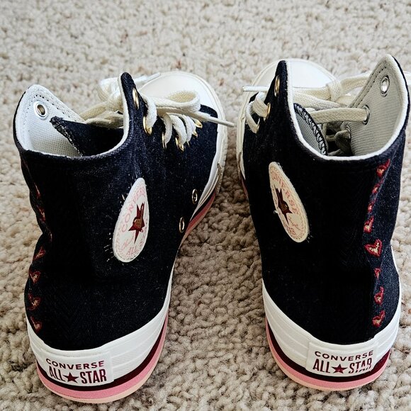 Converse Chuck Taylor: Girls size 4 Black and Pink - Picture 3 of 5